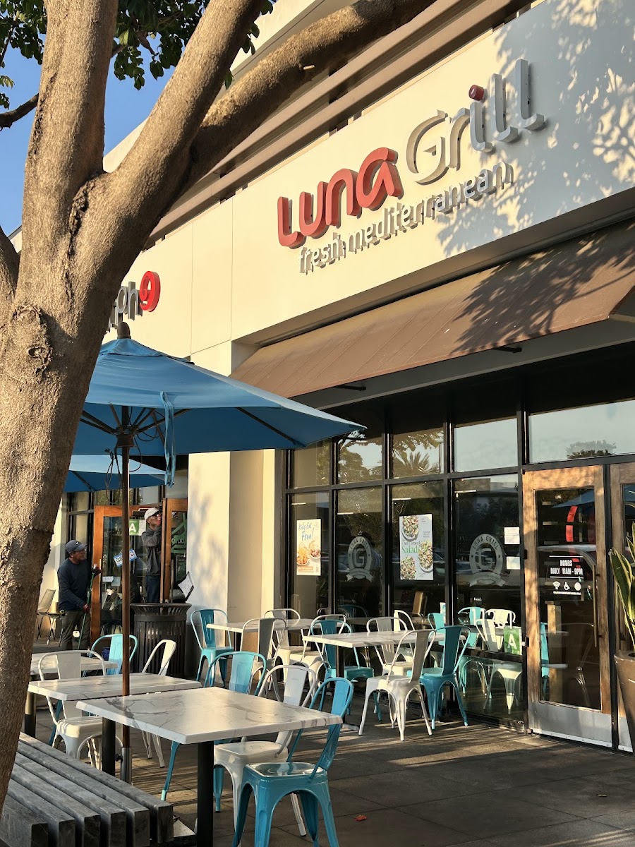Luna Grill Cerritos